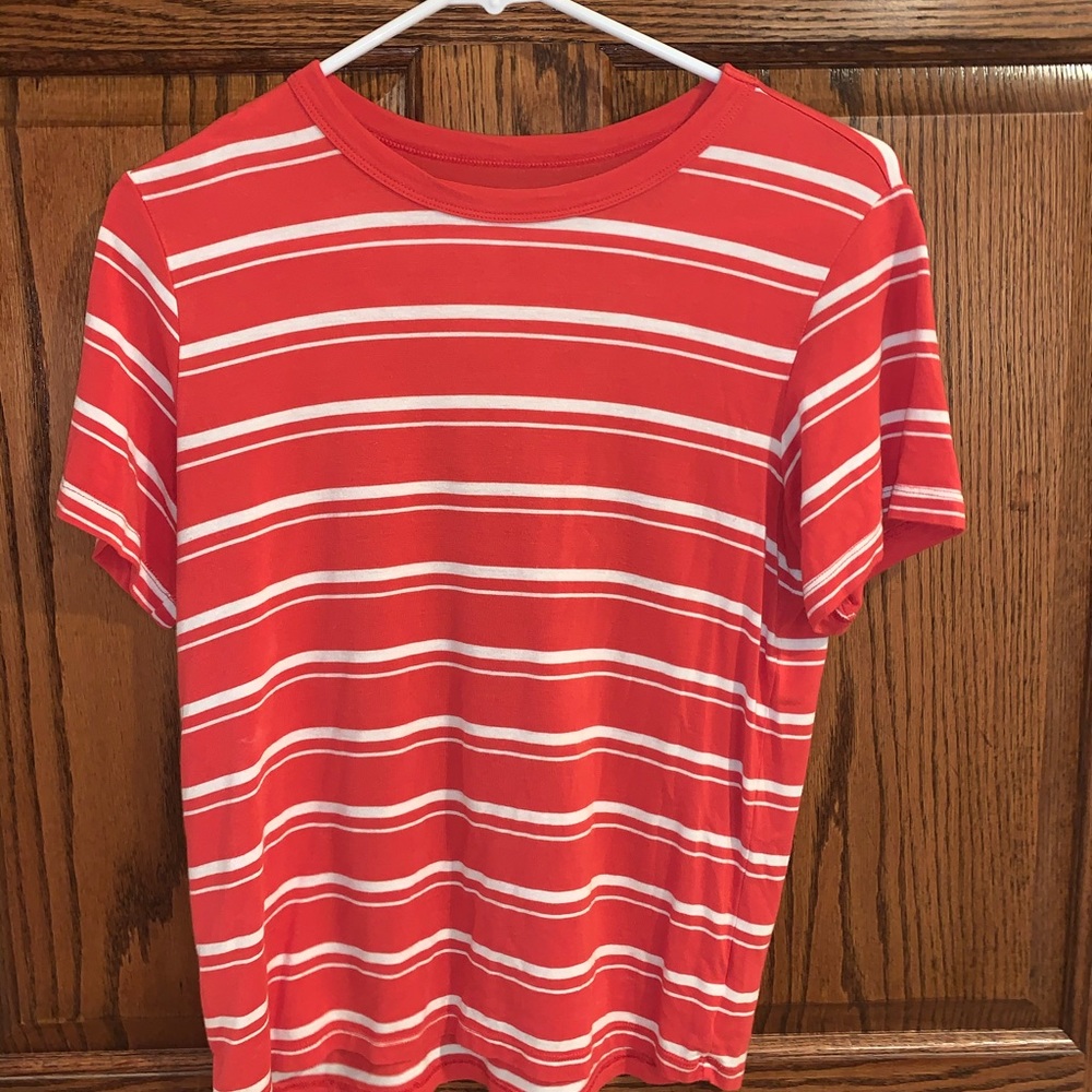 american eagle t shirt